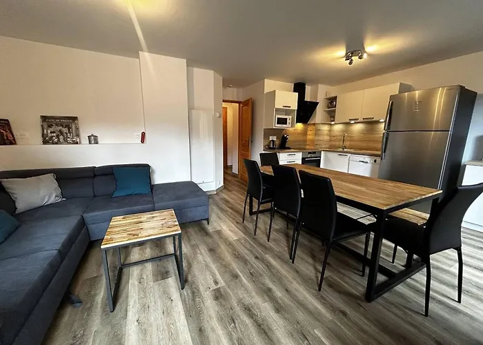 Semesterbostad Cosy 8 Pers A Plagne Soleil Avec Wifi - Fr-1-351-83